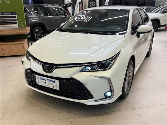 TOYOTA COROLLA 2.0 VVT-IE FLEX XEI DIRECT SHIFT TOYOTA COROLLA 2.0 VVT-IE FLEX XEI DIRECT SHIFT